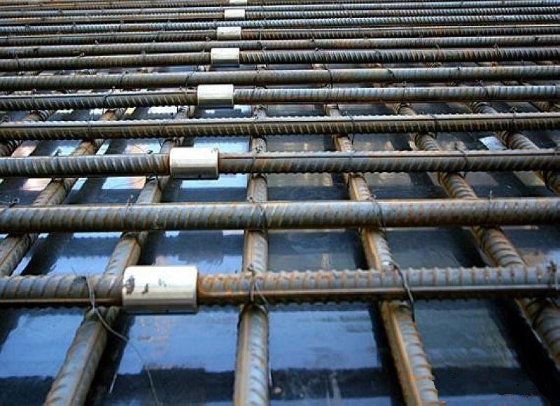 青铜峡为什么建楼房时，要在钢筋上加一排小圆环？原来作用这么大